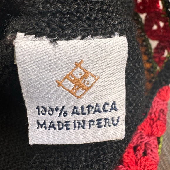 100% Alpaca wool sweater with crochet cuffs and hem - Picture 3 of 5